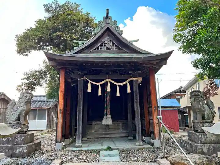 総社神社の本殿・本堂