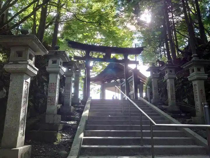 三峯神社の鳥居