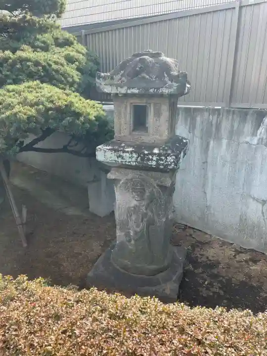城官寺の{uncategorized: "未分類", other: "その他", undefined: "問題あり", building: "その他建物", grave: "お墓", sacred_gate: "鳥居", guardian: "狛犬", statue: "像", buddha: "仏像", history: "歴史", nature: "自然", garden: "庭園", animal: "動物", pagoda: "塔", temizu: "手水舎", mountain_gate: "山門・神門", sanctuary: "本殿・本堂", subordinate: "末社・摂社", art: "芸術", scenery: "景色", jizo: "地蔵", ema: "絵馬", goshuin: "御朱印", omikuji: "おみくじ", items: "授与品その他", amulet: "お守り", goshuincho: "御朱印帳", eats: "食事", festival: "お祭り", votive_dance: "神楽", shichigosan: "七五三参", wedding: "結婚式", experience: "体験その他", initially: "初詣", around: "周辺", anti_infection: "感染症対策"}
