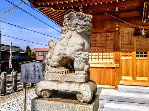 荒神社の狛犬