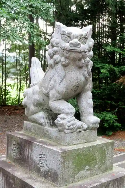 足寄神社の狛犬