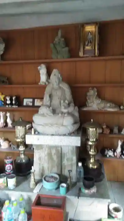 椿堂 遍照院の像