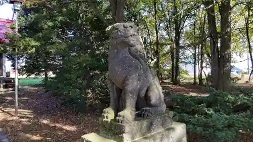 下メム神社の狛犬