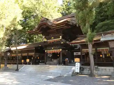 諏訪大社下社秋宮の本殿・本堂