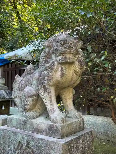 関蝉丸神社下社の狛犬