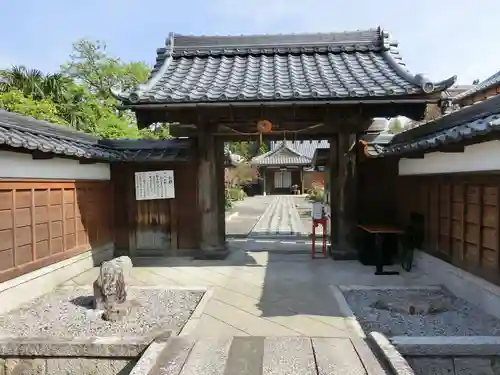 総持寺の山門・神門