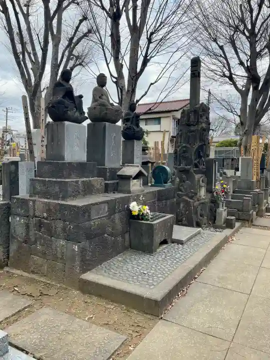 大林寺の{uncategorized: "未分類", other: "その他", undefined: "問題あり", building: "その他建物", grave: "お墓", sacred_gate: "鳥居", guardian: "狛犬", statue: "像", buddha: "仏像", history: "歴史", nature: "自然", garden: "庭園", animal: "動物", pagoda: "塔", temizu: "手水舎", mountain_gate: "山門・神門", sanctuary: "本殿・本堂", subordinate: "末社・摂社", art: "芸術", scenery: "景色", jizo: "地蔵", ema: "絵馬", goshuin: "御朱印", omikuji: "おみくじ", items: "授与品その他", amulet: "お守り", goshuincho: "御朱印帳", eats: "食事", festival: "お祭り", votive_dance: "神楽", shichigosan: "七五三参", wedding: "結婚式", experience: "体験その他", initially: "初詣", around: "周辺", anti_infection: "感染症対策"}
