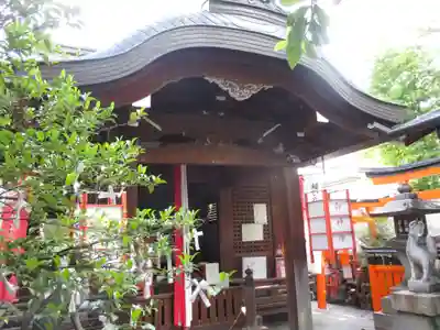 御辰稲荷神社の本殿・本堂