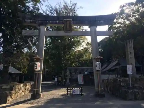 闘鶏神社の鳥居