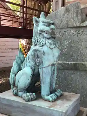 津田八幡神社の狛犬