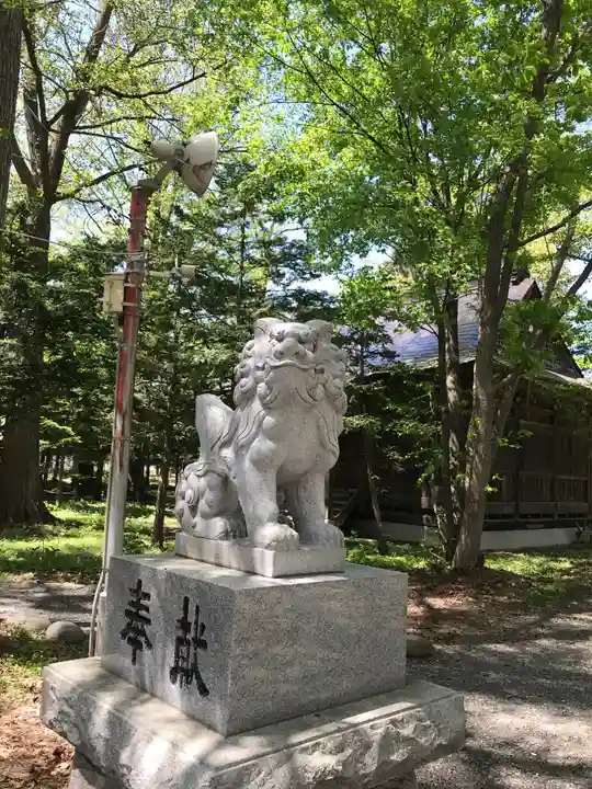 八幡愛宕神社(旭川神社)の狛犬