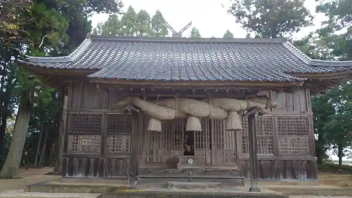 六所神社の本殿・本堂