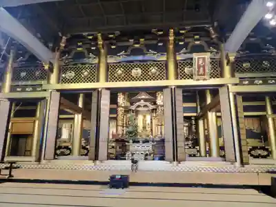 東本願寺の本殿・本堂