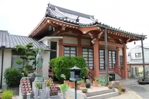 念佛寺の本殿・本堂