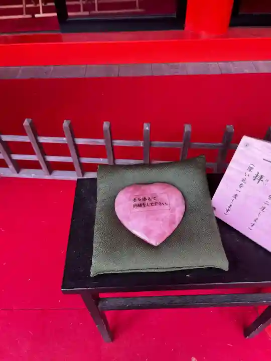 金櫻神社の{uncategorized: "未分類", other: "その他", undefined: "問題あり", building: "その他建物", grave: "お墓", sacred_gate: "鳥居", guardian: "狛犬", statue: "像", buddha: "仏像", history: "歴史", nature: "自然", garden: "庭園", animal: "動物", pagoda: "塔", temizu: "手水舎", mountain_gate: "山門・神門", sanctuary: "本殿・本堂", subordinate: "末社・摂社", art: "芸術", scenery: "景色", jizo: "地蔵", ema: "絵馬", goshuin: "御朱印", omikuji: "おみくじ", items: "授与品その他", amulet: "お守り", goshuincho: "御朱印帳", eats: "食事", festival: "お祭り", votive_dance: "神楽", shichigosan: "七五三参", wedding: "結婚式", experience: "体験その他", initially: "初詣", around: "周辺", anti_infection: "感染症対策"}