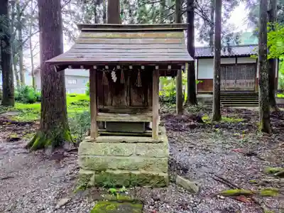 雄山神社中宮祈願殿(富山県)