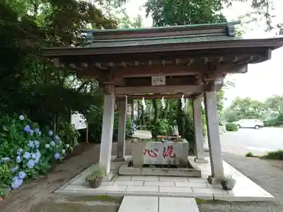 比々多神社の手水舎