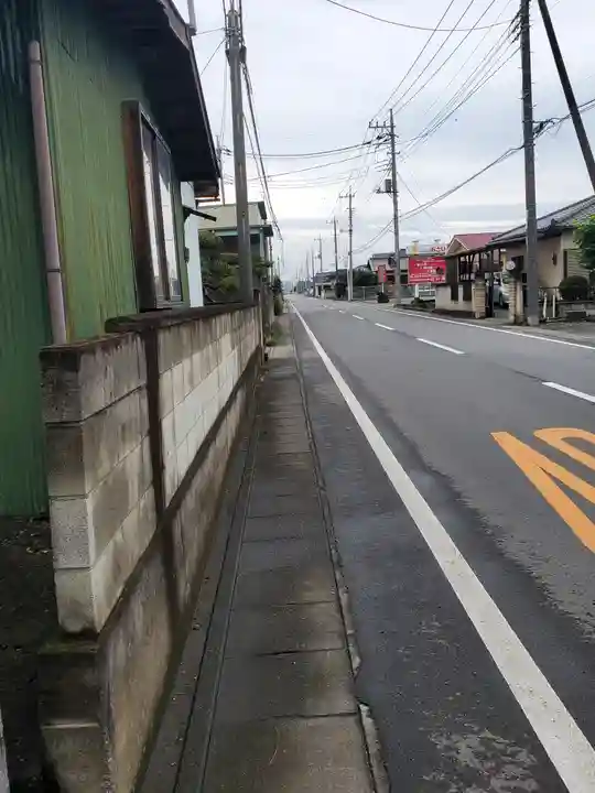 伊与久雷電神社の周辺