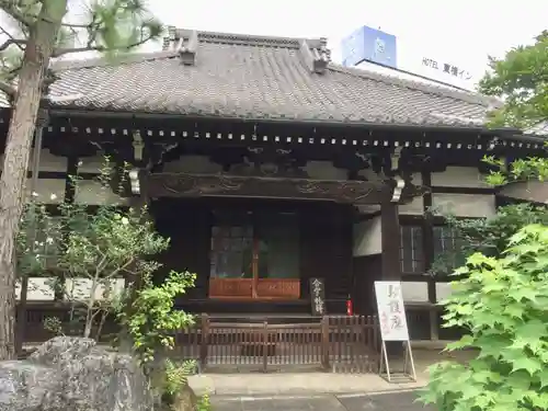 海雲寺の本殿・本堂