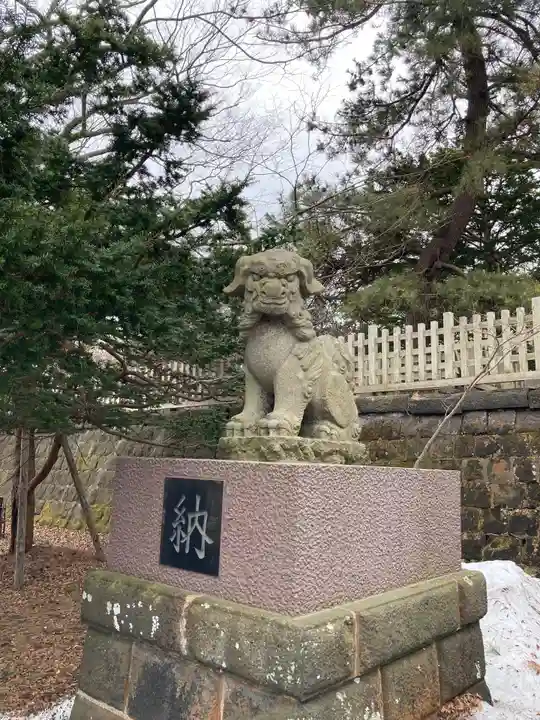 室蘭八幡宮の狛犬