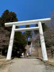 土津神社｜こどもと出世の神さまの鳥居