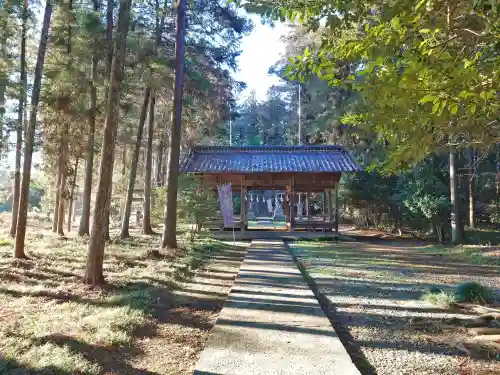 鎌形八幡神社の{uncategorized: "未分類", other: "その他", undefined: "問題あり", building: "その他建物", grave: "お墓", sacred_gate: "鳥居", guardian: "狛犬", statue: "像", buddha: "仏像", history: "歴史", nature: "自然", garden: "庭園", animal: "動物", pagoda: "塔", temizu: "手水舎", mountain_gate: "山門・神門", sanctuary: "本殿・本堂", subordinate: "末社・摂社", art: "芸術", scenery: "景色", jizo: "地蔵", ema: "絵馬", goshuin: "御朱印", omikuji: "おみくじ", items: "授与品その他", amulet: "お守り", goshuincho: "御朱印帳", eats: "食事", festival: "お祭り", votive_dance: "神楽", shichigosan: "七五三参", wedding: "結婚式", experience: "体験その他", initially: "初詣", around: "周辺", anti_infection: "感染症対策"}