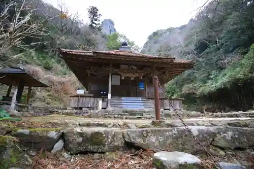 霊光寺の本殿・本堂