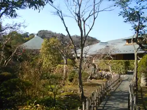 光触寺の庭園