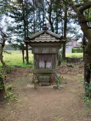 西光寺の末社