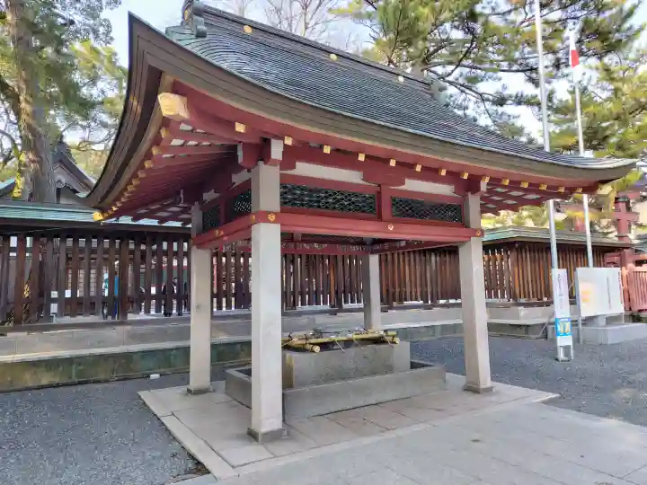 氣比神宮の{uncategorized: "未分類", other: "その他", undefined: "問題あり", building: "その他建物", grave: "お墓", sacred_gate: "鳥居", guardian: "狛犬", statue: "像", buddha: "仏像", history: "歴史", nature: "自然", garden: "庭園", animal: "動物", pagoda: "塔", temizu: "手水舎", mountain_gate: "山門・神門", sanctuary: "本殿・本堂", subordinate: "末社・摂社", art: "芸術", scenery: "景色", jizo: "地蔵", ema: "絵馬", goshuin: "御朱印", omikuji: "おみくじ", items: "授与品その他", amulet: "お守り", goshuincho: "御朱印帳", eats: "食事", festival: "お祭り", votive_dance: "神楽", shichigosan: "七五三参", wedding: "結婚式", experience: "体験その他", initially: "初詣", around: "周辺", anti_infection: "感染症対策"}