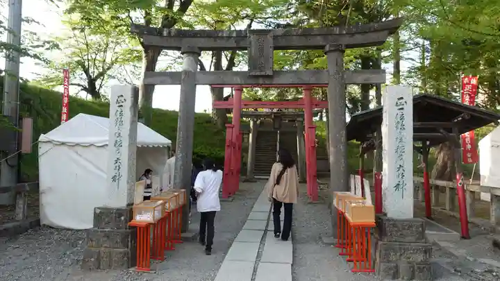 鶴ケ城稲荷神社(福島県)