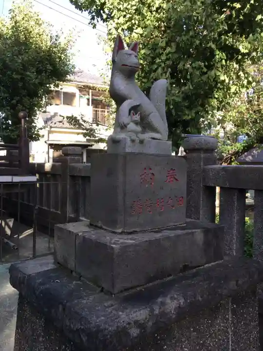 田丸稲荷神社の狛犬