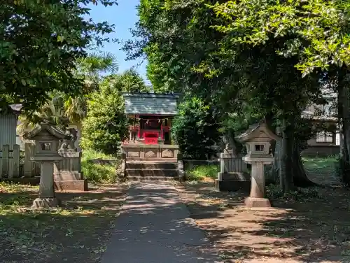 新田稲荷神社の{uncategorized: "未分類", other: "その他", undefined: "問題あり", building: "その他建物", grave: "お墓", sacred_gate: "鳥居", guardian: "狛犬", statue: "像", buddha: "仏像", history: "歴史", nature: "自然", garden: "庭園", animal: "動物", pagoda: "塔", temizu: "手水舎", mountain_gate: "山門・神門", sanctuary: "本殿・本堂", subordinate: "末社・摂社", art: "芸術", scenery: "景色", jizo: "地蔵", ema: "絵馬", goshuin: "御朱印", omikuji: "おみくじ", items: "授与品その他", amulet: "お守り", goshuincho: "御朱印帳", eats: "食事", festival: "お祭り", votive_dance: "神楽", shichigosan: "七五三参", wedding: "結婚式", experience: "体験その他", initially: "初詣", around: "周辺", anti_infection: "感染症対策"}