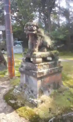  山見八幡宮の狛犬