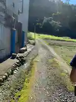 鮭立の磨崖仏の周辺