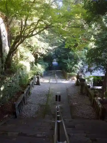 柞原八幡宮の建物その他