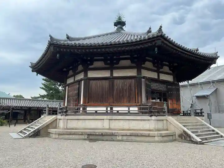 法隆寺 夢殿(奈良県)