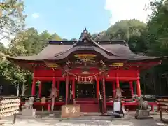 六所神社の本殿