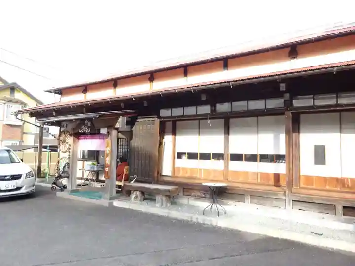 白笹稲荷神社の周辺