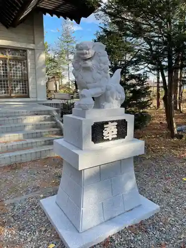 南豪神社の狛犬