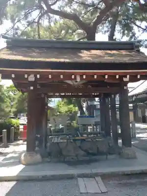 建部大社の手水舎