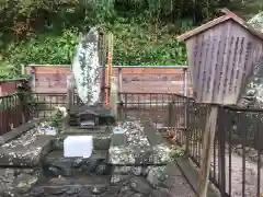 誕生寺の建物その他