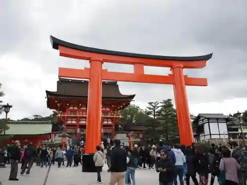 伏見稲荷大社(京都府)