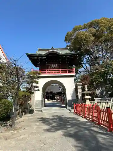 荒井神社の{uncategorized: "未分類", other: "その他", undefined: "問題あり", building: "その他建物", grave: "お墓", sacred_gate: "鳥居", guardian: "狛犬", statue: "像", buddha: "仏像", history: "歴史", nature: "自然", garden: "庭園", animal: "動物", pagoda: "塔", temizu: "手水舎", mountain_gate: "山門・神門", sanctuary: "本殿・本堂", subordinate: "末社・摂社", art: "芸術", scenery: "景色", jizo: "地蔵", ema: "絵馬", goshuin: "御朱印", omikuji: "おみくじ", items: "授与品その他", amulet: "お守り", goshuincho: "御朱印帳", eats: "食事", festival: "お祭り", votive_dance: "神楽", shichigosan: "七五三参", wedding: "結婚式", experience: "体験その他", initially: "初詣", around: "周辺", anti_infection: "感染症対策"}