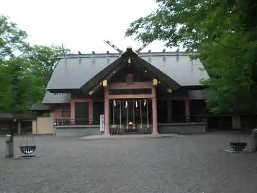 千歳神社の本殿