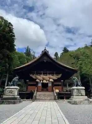 諏訪大社下社秋宮(長野県)