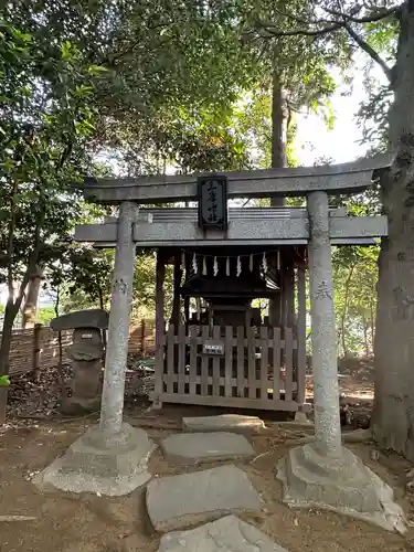 検見川神社の末社