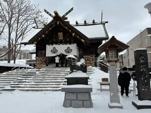 札幌諏訪神社の本殿・本堂