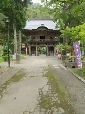横山不動尊の山門・神門