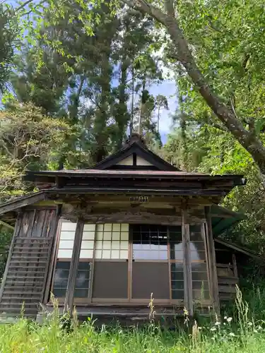 薬師堂の本殿・本堂